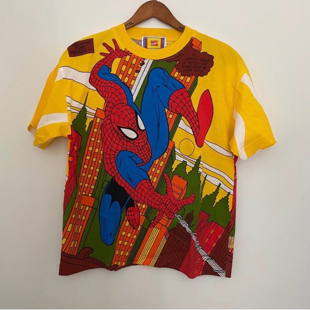 VINTAGE 90S MARVEL COMICS SPIDERMAN AOP SHIRT